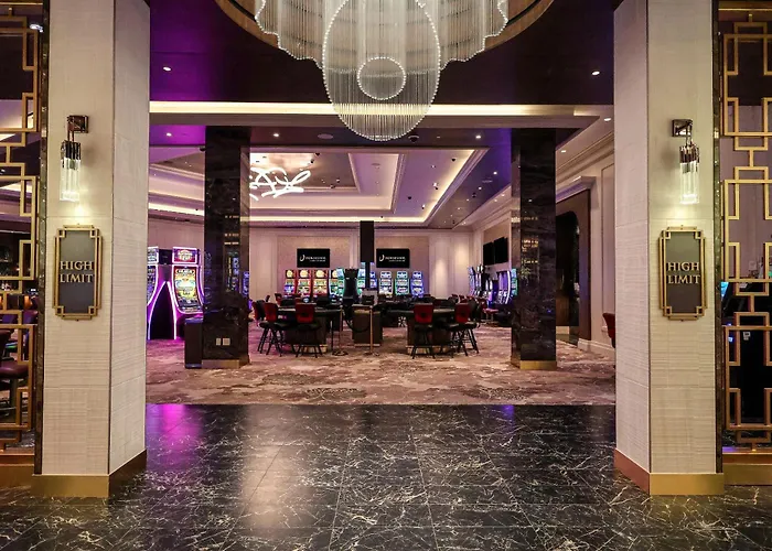 Horseshoe Lake Charles Hotel & Casino - A Caesars Rewards Destination